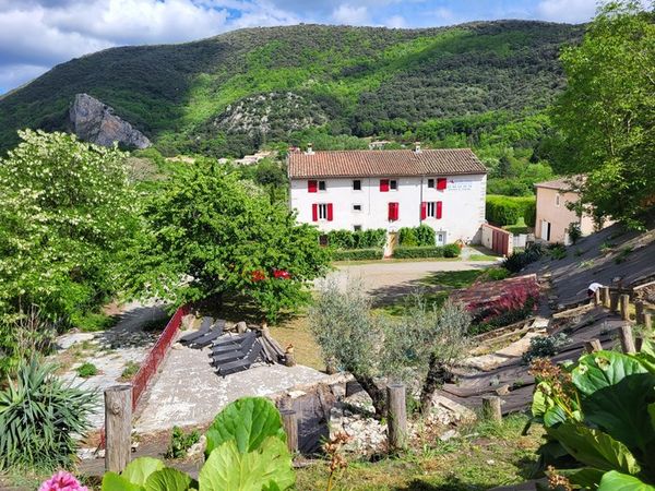 vue d ensemble clos d audio 3.DgPwK5yU